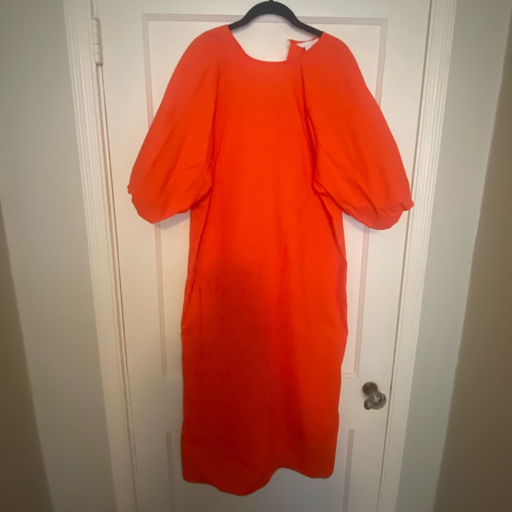 NWOT - H&M orange puff sleeve midi dress